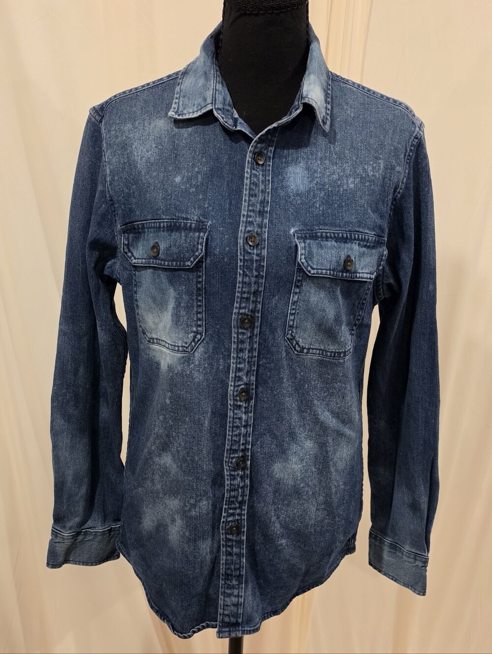 Goodfellow & Co Men's Bleach Dyed Denim Shirt Custom Blue Acid Wash Size S
